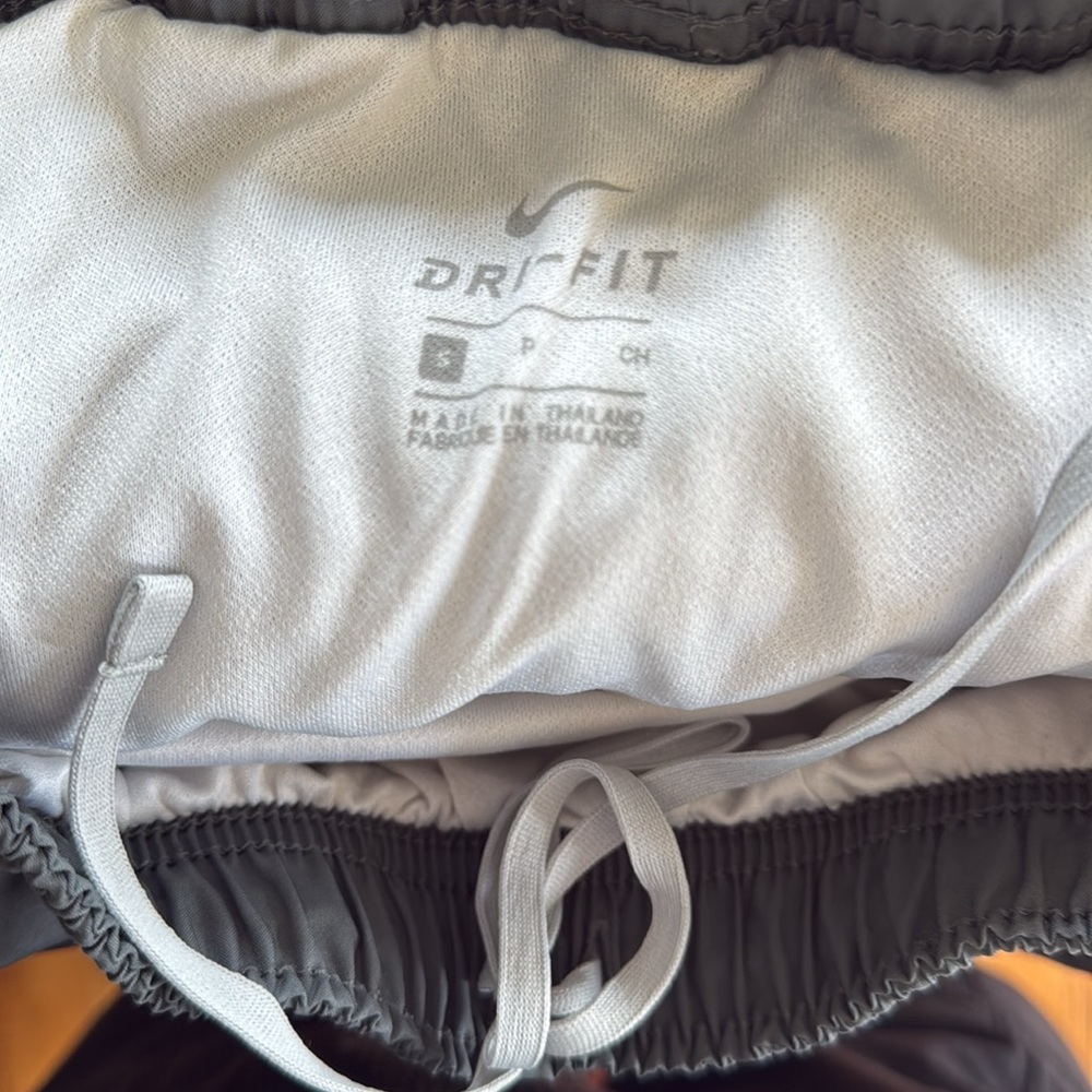 Nike Mizzou Women's Black and White Athletic Shorts small - Picture 4 of 4